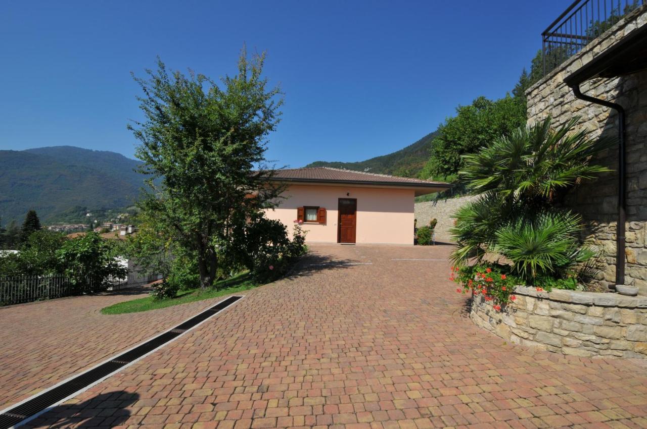 Residence Mirabel Tignale Bagian luar foto